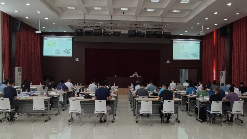 小标题：加盟职业培训，先了解行业背景